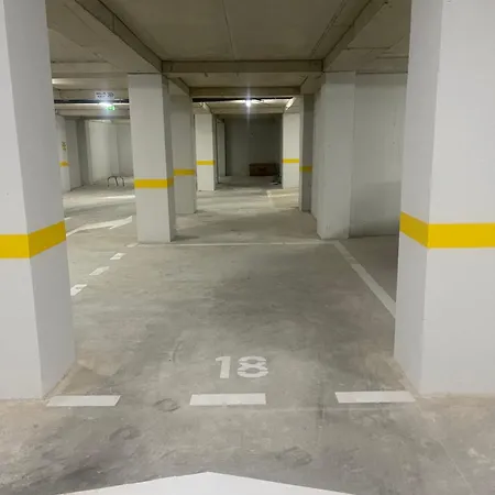 Deluxe New Bazaar Tirana